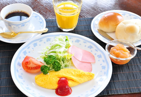 朝食
